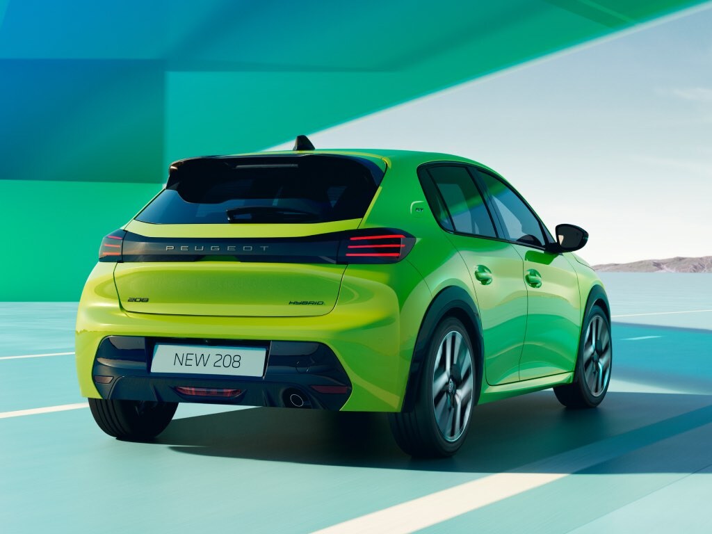 Nieuwe Peugeot Hybrid achteraanzicht