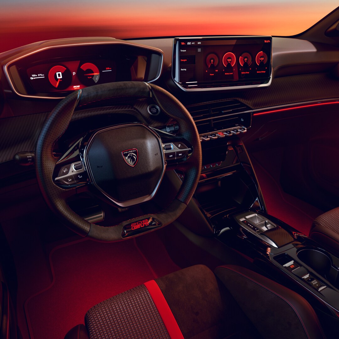 PEUGEOT i-Cockpit® van de nieuwe PEUGEOT E-208 GTi