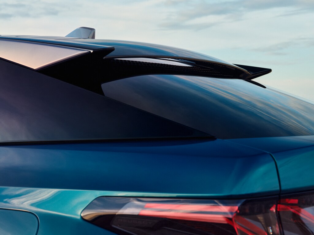 Nieuwe PEUGEOT 3008 Hybrid Blue Obsession zwevende spoiler