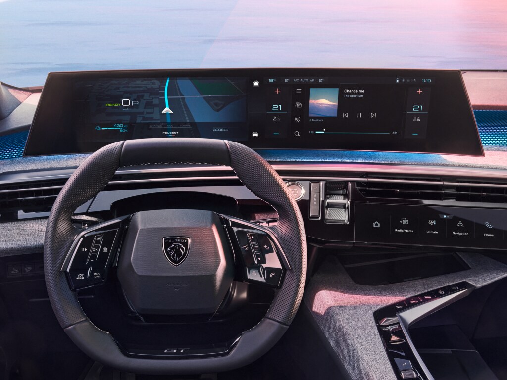 Nieuwe Panoramische i-Cockpit® van PEUGEOT