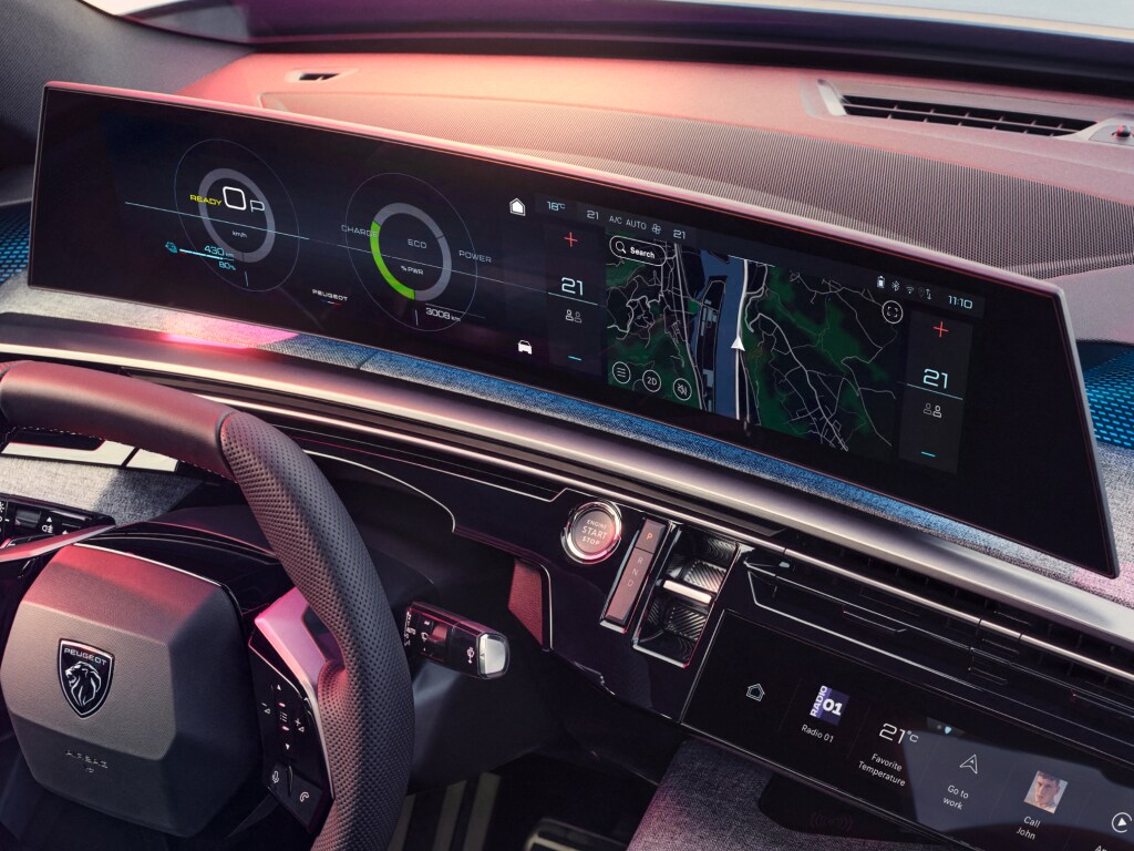 PEUGEOT i-Connect® Advanced panoramisch aanraakscherm